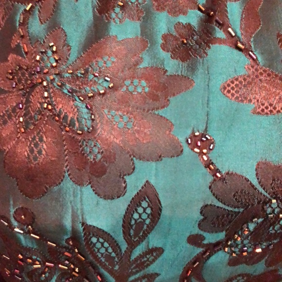 NWT beautiful top! ** - Picture 8 of 8